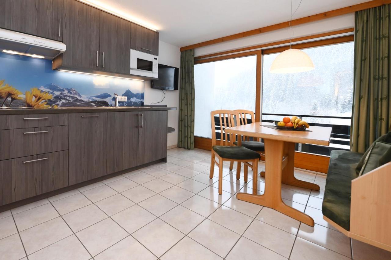 Apart Alpenpension Maderer 사슈른 외부 사진